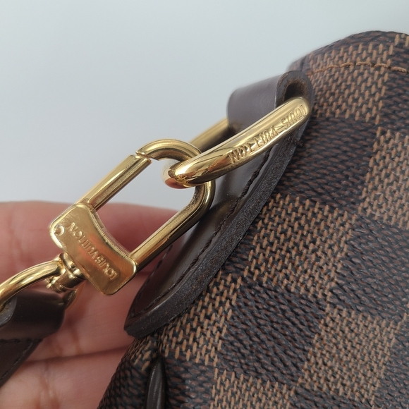 LOUIS VUITTONCabas Rosebery Damier Ebene Canvas‎ - Picture 10 of 15